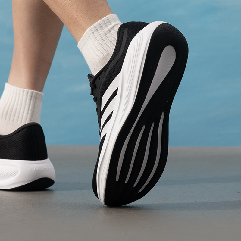 Мужская и женская обувь Adidas – обзор и цена Lightweight Road Running Shoes