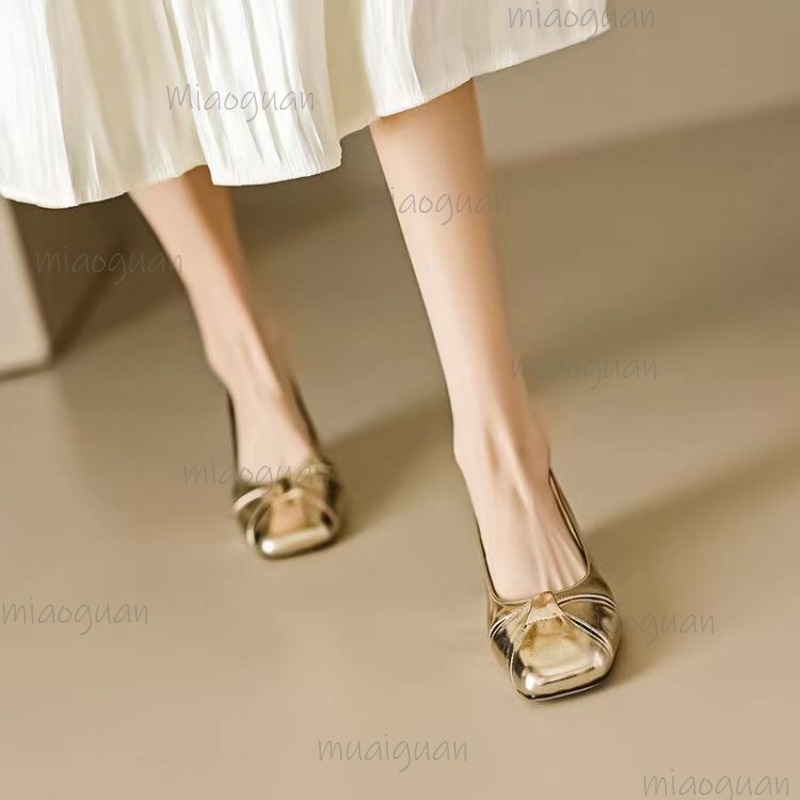 Туфли-лодочки на низком каблук – обзор и цена Sandals