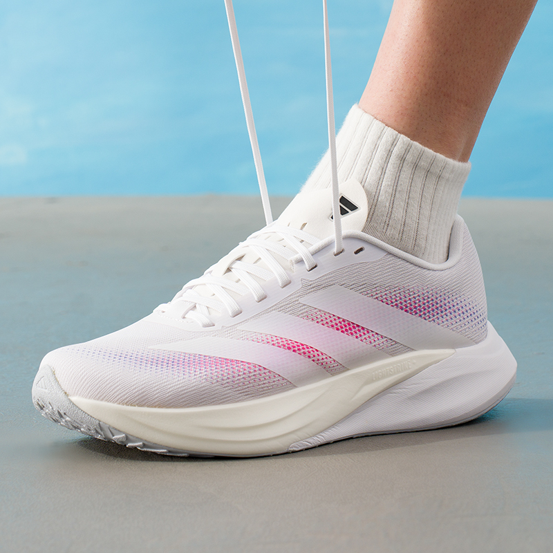 Мужская и женская обувь Adidas – обзор и цена Lightweight Road Running Shoes