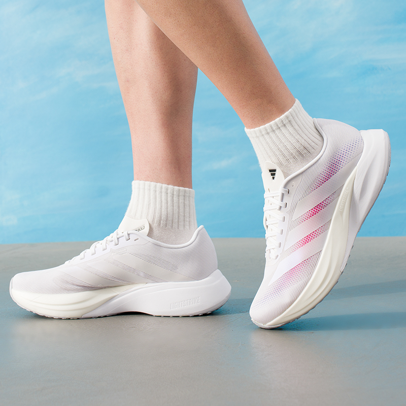 Мужская и женская обувь Adidas – обзор и цена Lightweight Road Running Shoes