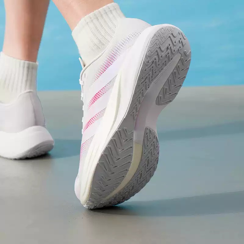 Мужская и женская обувь Adidas – обзор и цена Lightweight Road Running Shoes
