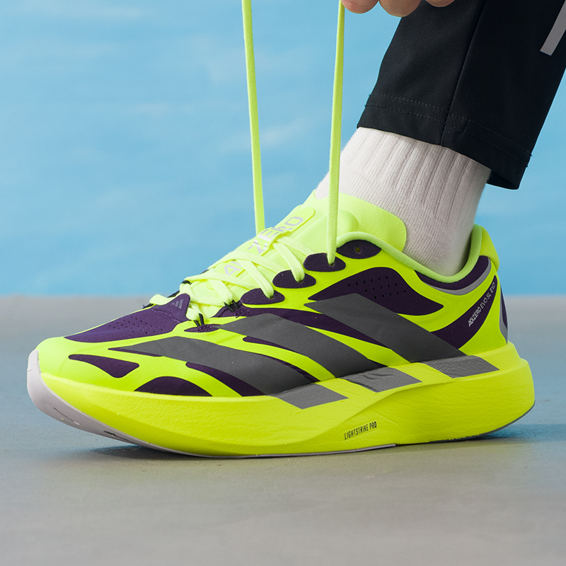 Мужская обувь Adidas, оригинал – обзор и цена Lightweight Road Running Shoes
