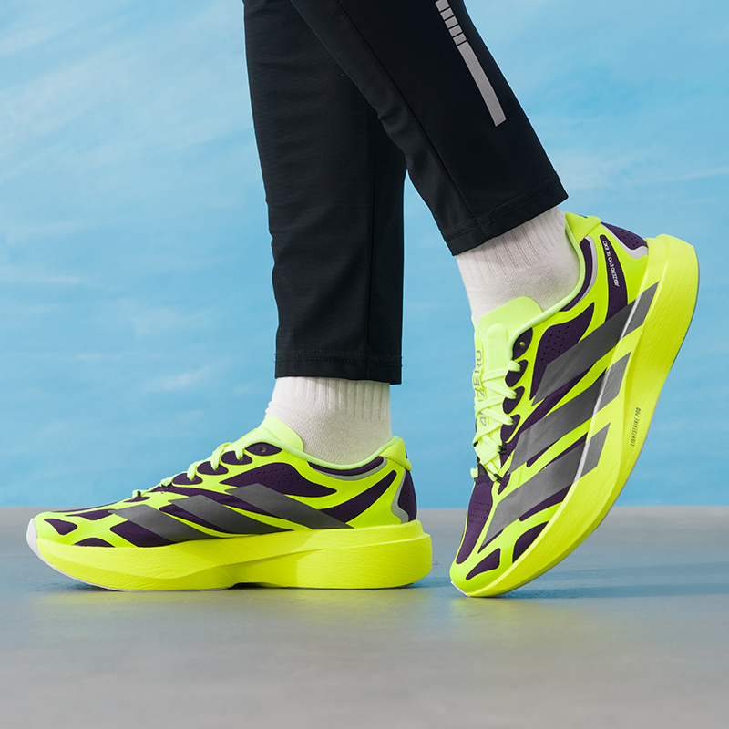 Мужская обувь Adidas, оригинал – обзор и цена Lightweight Road Running Shoes