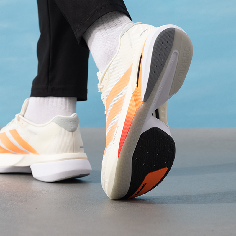 Мужская обувь Adidas, оригинал – обзор и цена Lightweight Road Running Shoes